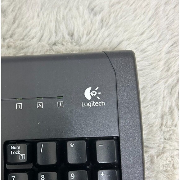LOGITECH Y-UT76 Deluxe 250 USB Wired Desktop Keyboard - Black - New in O… - Picture 4 of 8
